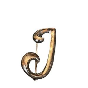 351 AK Initial brooch 🩷